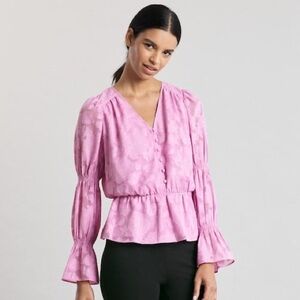 Elizabeth and James Pink Peplum V-neck Ruffle Sleeves Floral Blouse Top size M